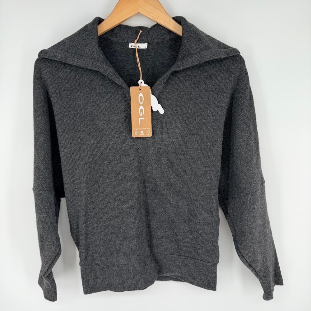 OGL Cozy Collared V-Neck Batwing Pullover Sweater Sz S Charcoal Gray Cozy Chic